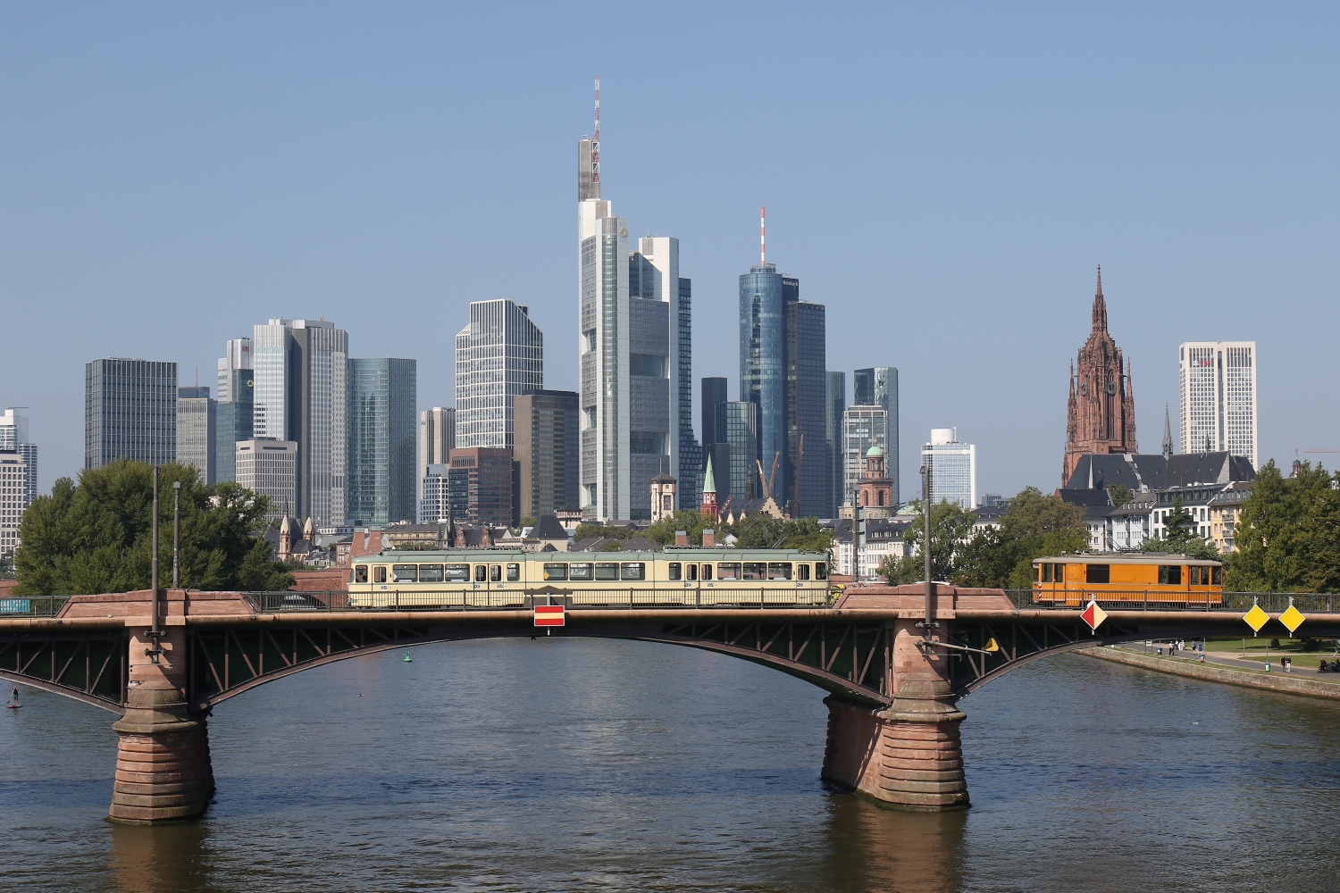 Франкфурт-на-Майне, Duewag O № 111; Франкфурт-на-Майне, Frankfurt type At № 2014; Франкфурт-на-Майне — Разные фотографии Франкфурт-на-Майне, Duewag O № 111; Франкфурт-на-Майне, Frankfurt type At № 2014; Франкфурт-на-Майне — Разные фотографии