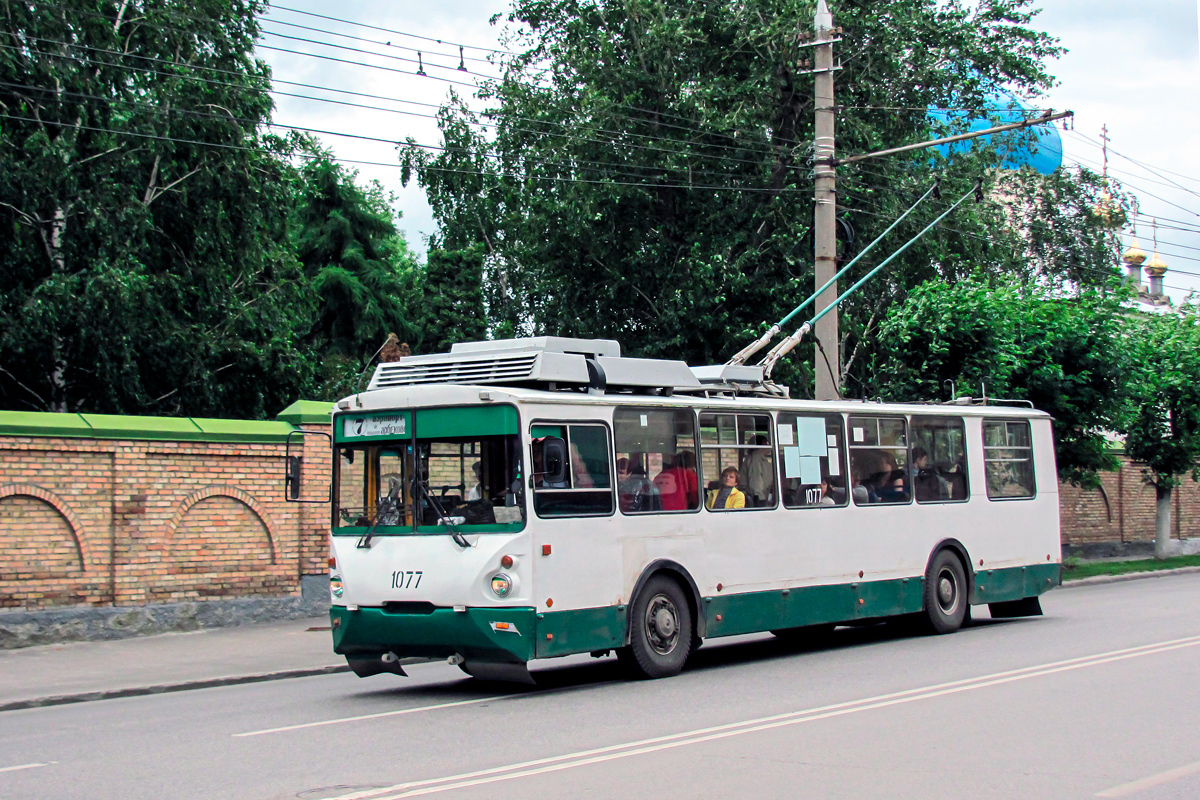 Пенза, ВЗТМ-5284 № 1077