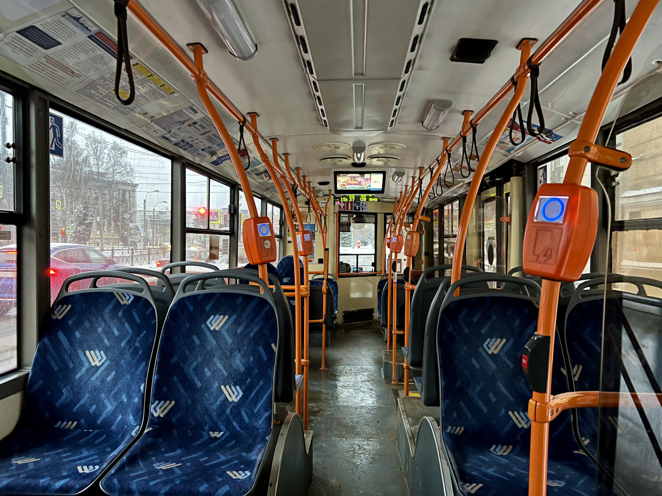 Санкт-Петербург, БКМ 32100D № 2102