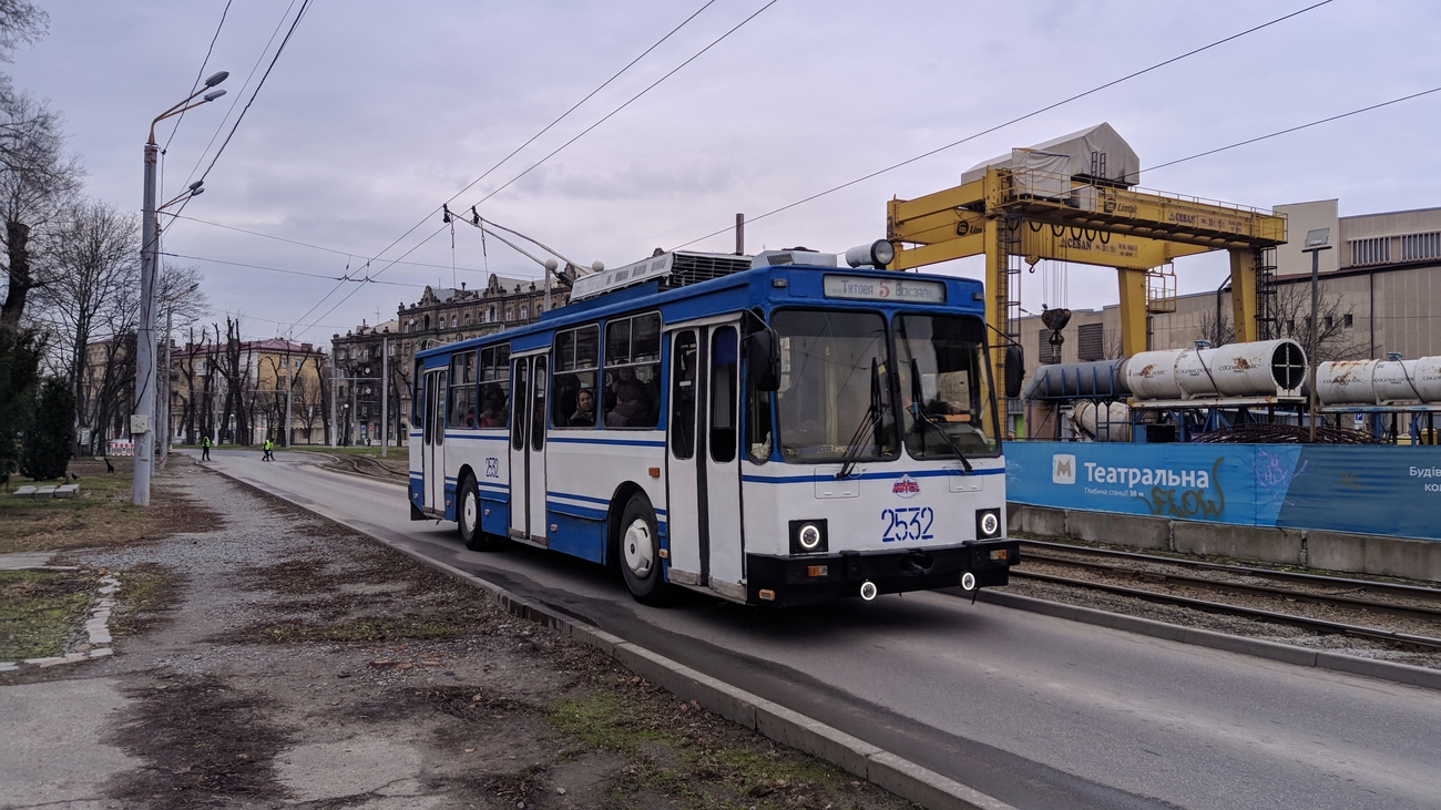 Дніпро, ЮМЗ Т2 № 2532