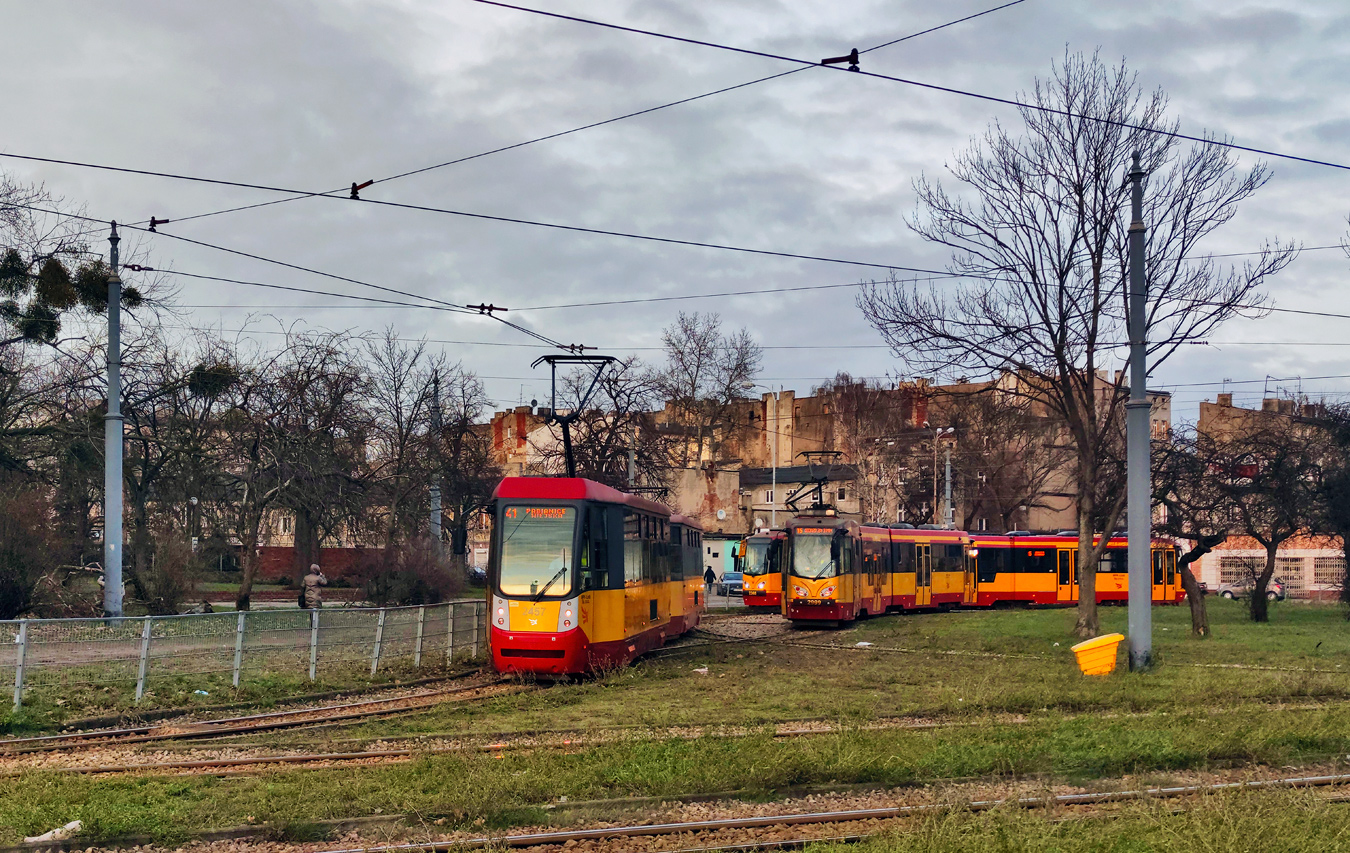 Лодзь, Konstal/MPK 805N-M16 № 2457