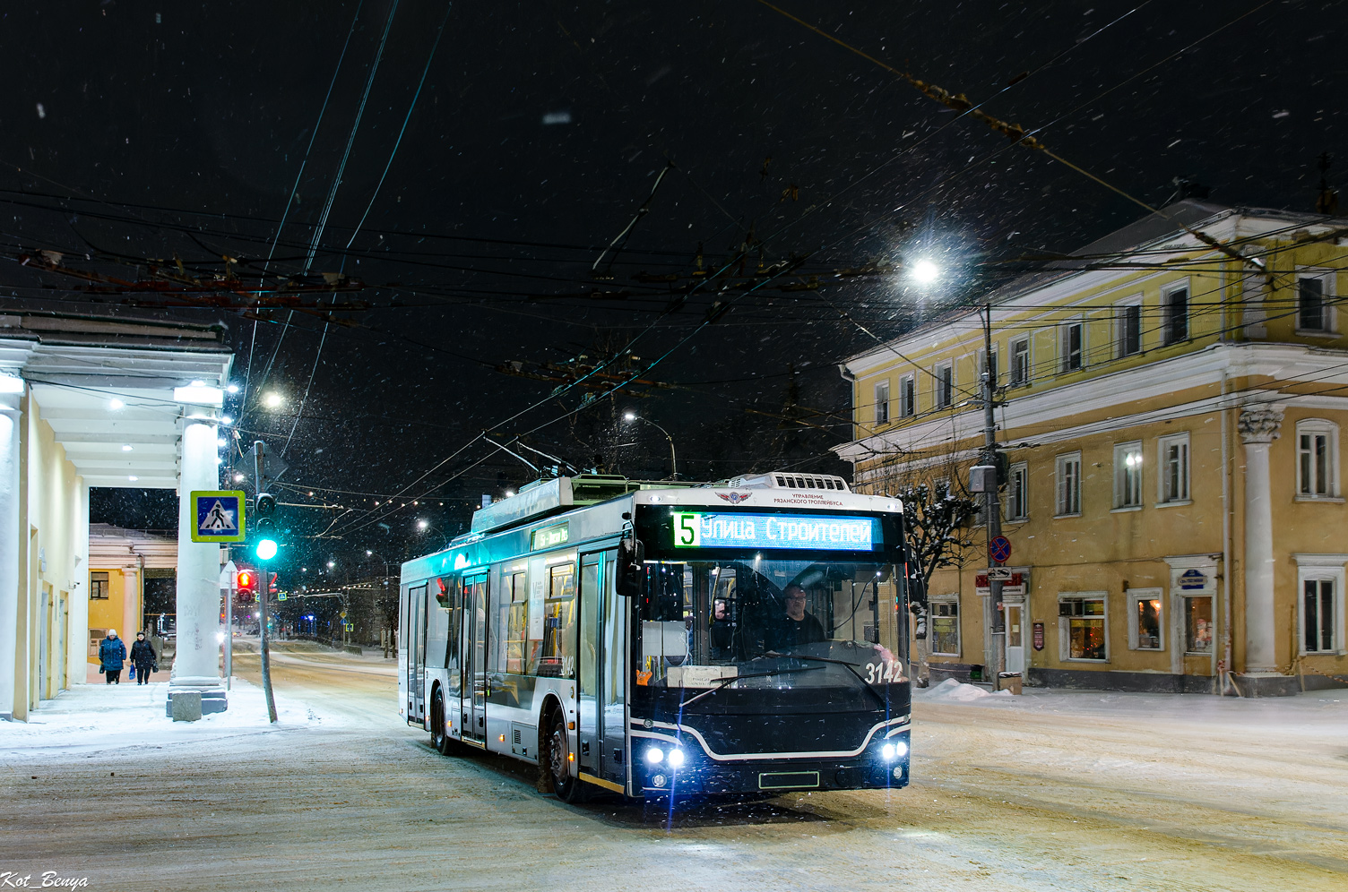 Ryazan, MAZ-203T70 # 3142