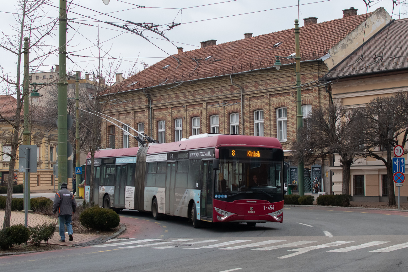 Сегед, Ikarus-Škoda Tr187.2 № T-454