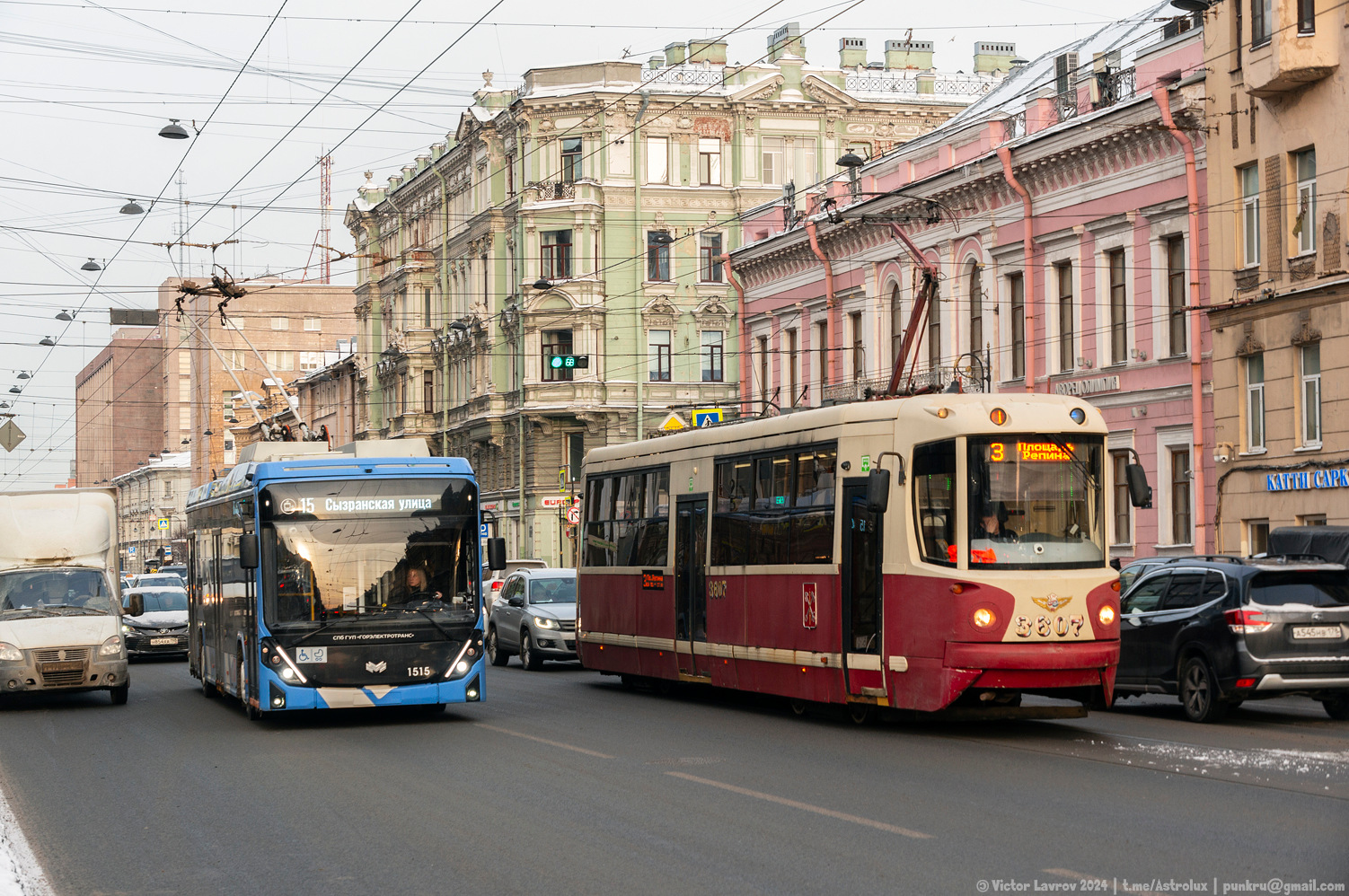 სანქტ-პეტერბურგი, BKM 32100D «Olgerd» № 1515; სანქტ-პეტერბურგი, LM-68M2 (mod. SPb GET) № 3607