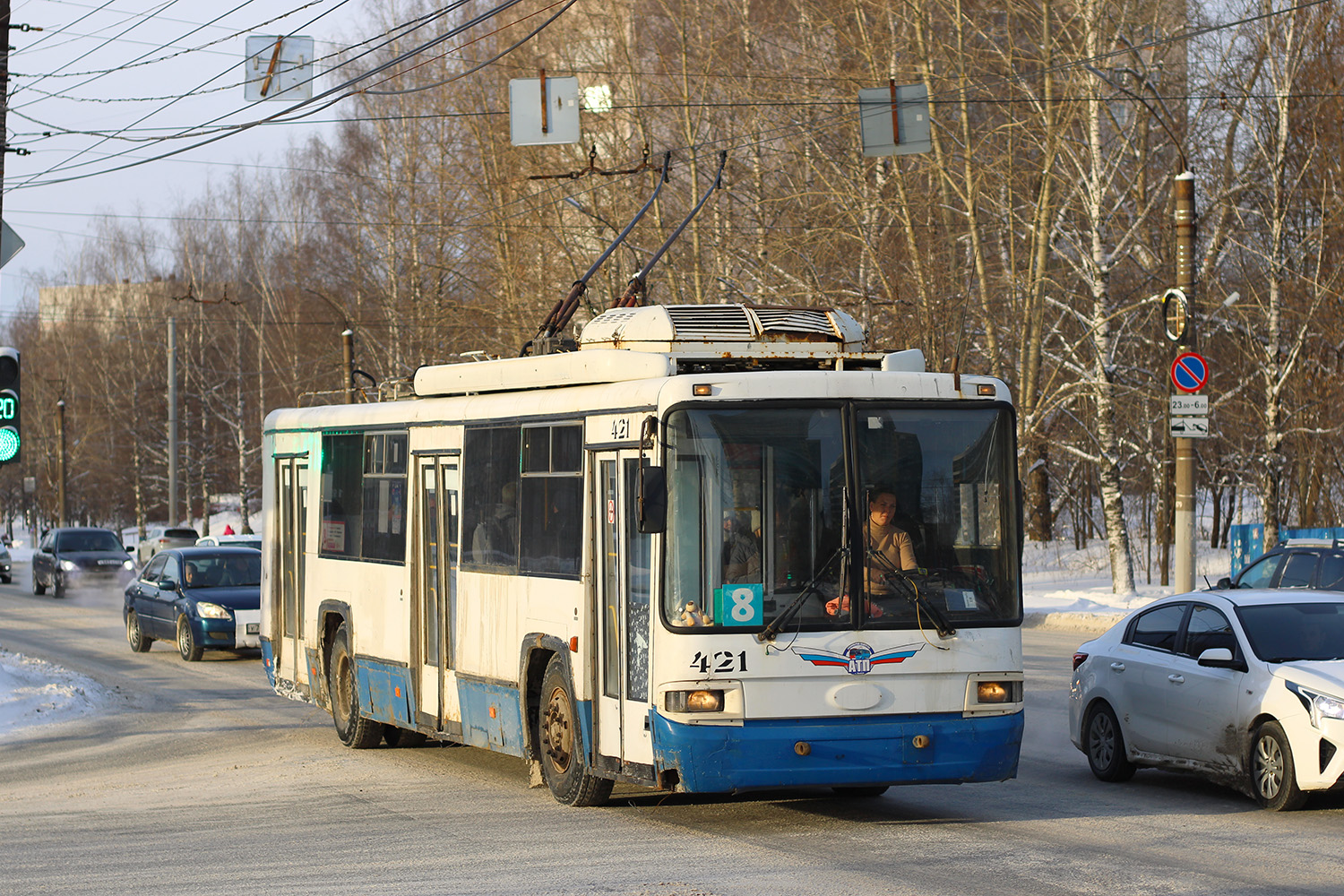 Киров, БТЗ-52767Р № 421