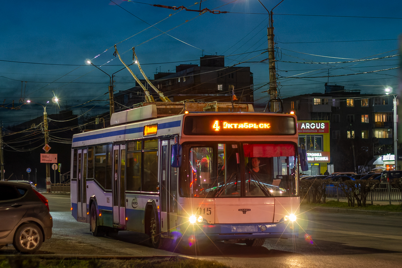 Dzerzhinsk, SVARZ-MAZ-6235.00 č. 015