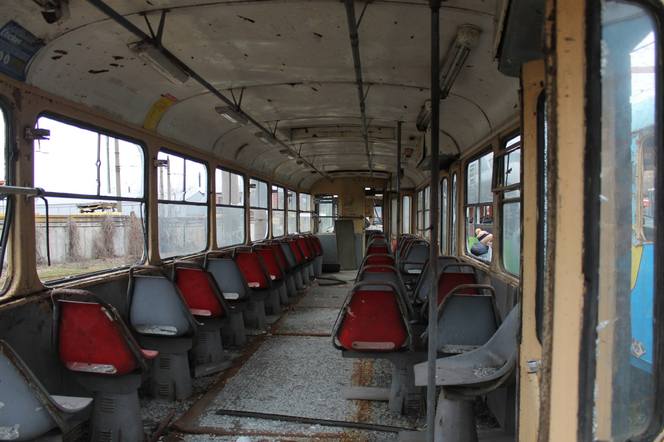 Харьков, Tatra T3SU № 596; Харьков — Последствия боевых действий — 02.2022 — н.в.; Харьков — Последствия бомбардировок Салтовского трамвайного депо