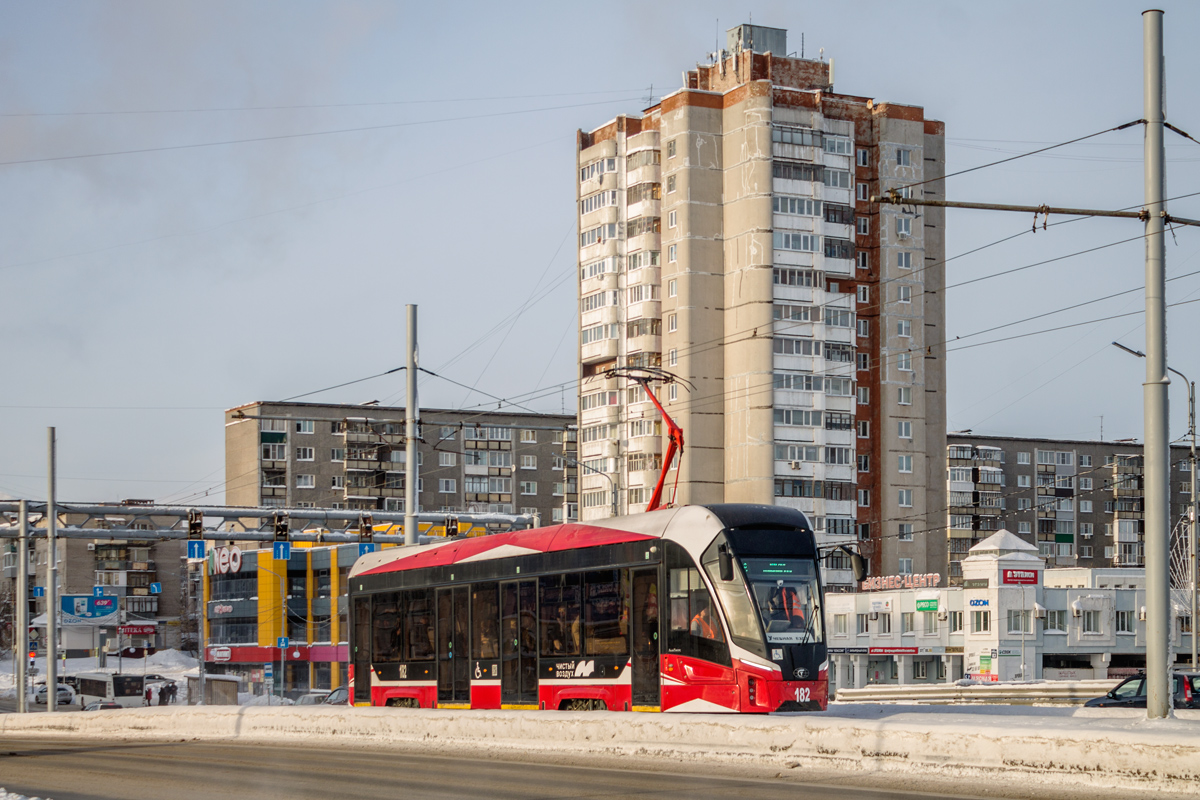 Череповец, 71-911ЕМ «Львёнок» № 182
