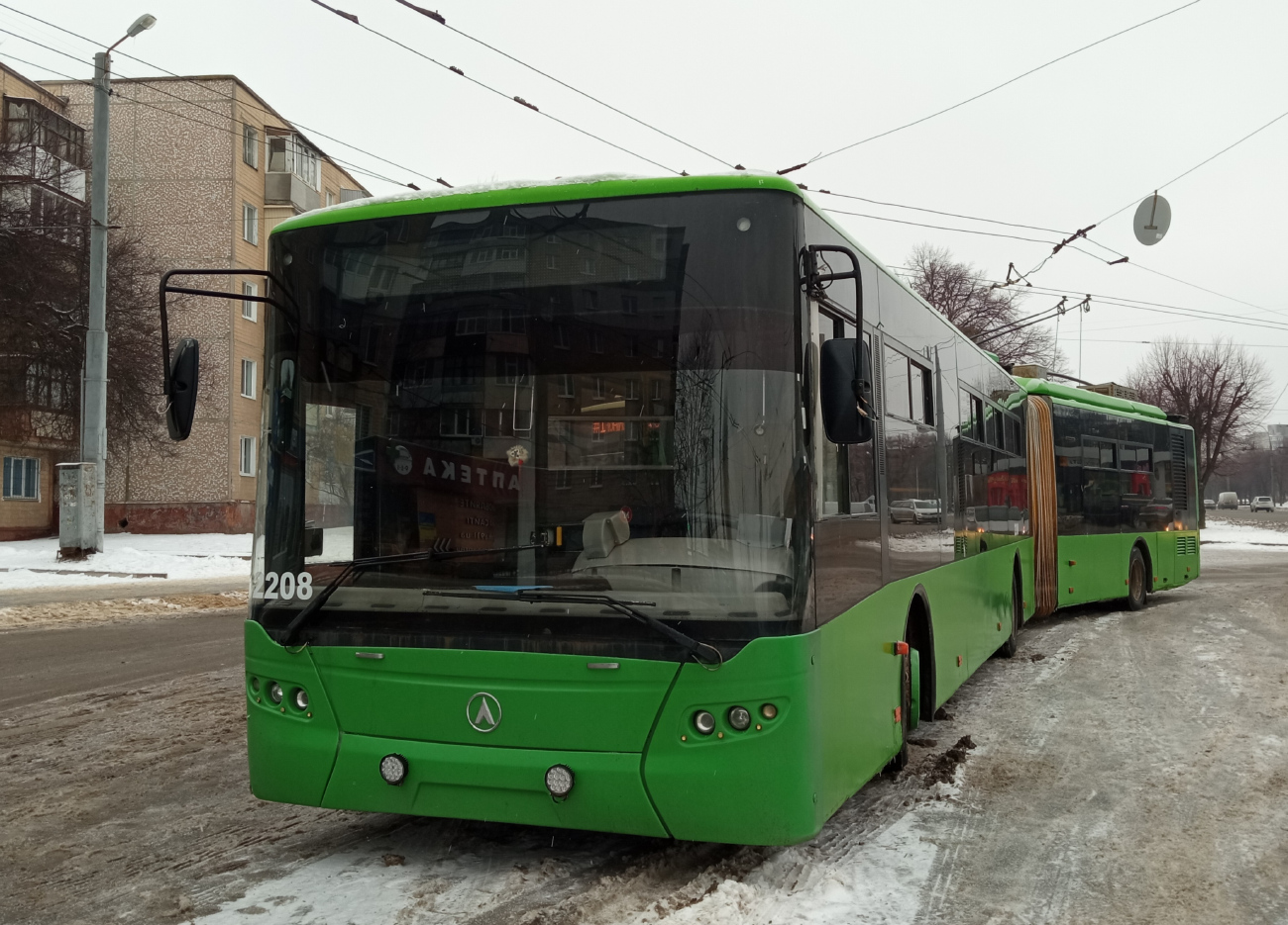 Harkiva, LAZ E301D1 № 2208