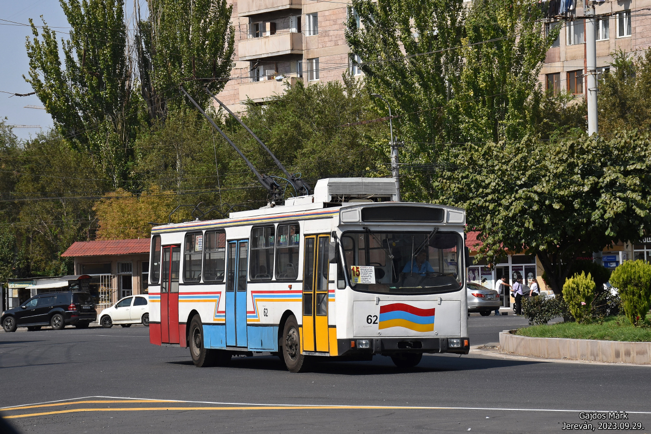 Ереван, Škoda 14Tr № 62