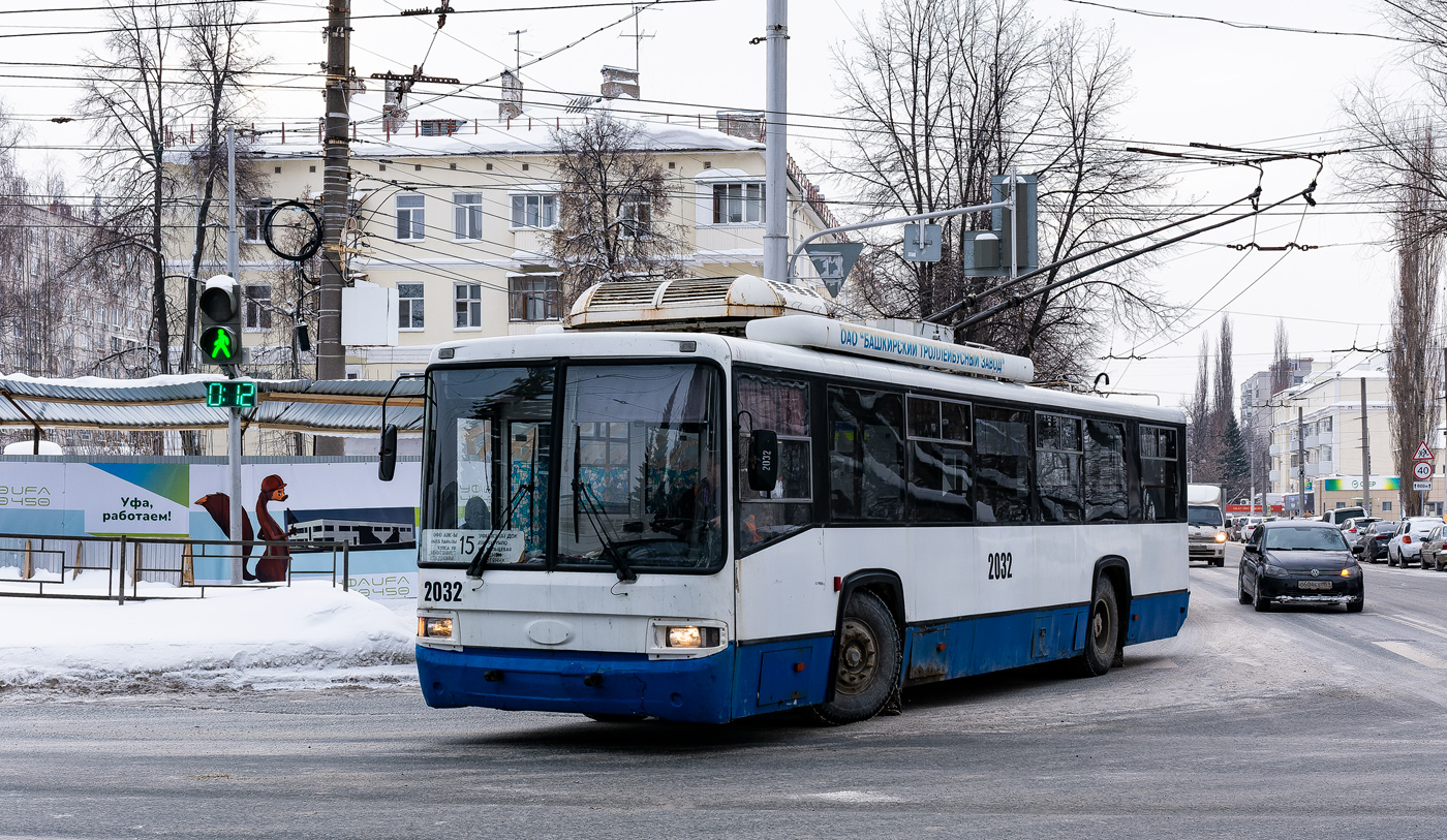 Уфа, БТЗ-52767А № 2032
