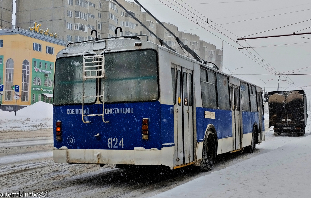 Чебоксары, ЗиУ-682Г-016 (012) № 824