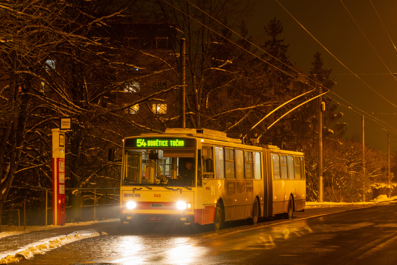 Усти-над-Лабем, Škoda 15Tr13/6M № 565