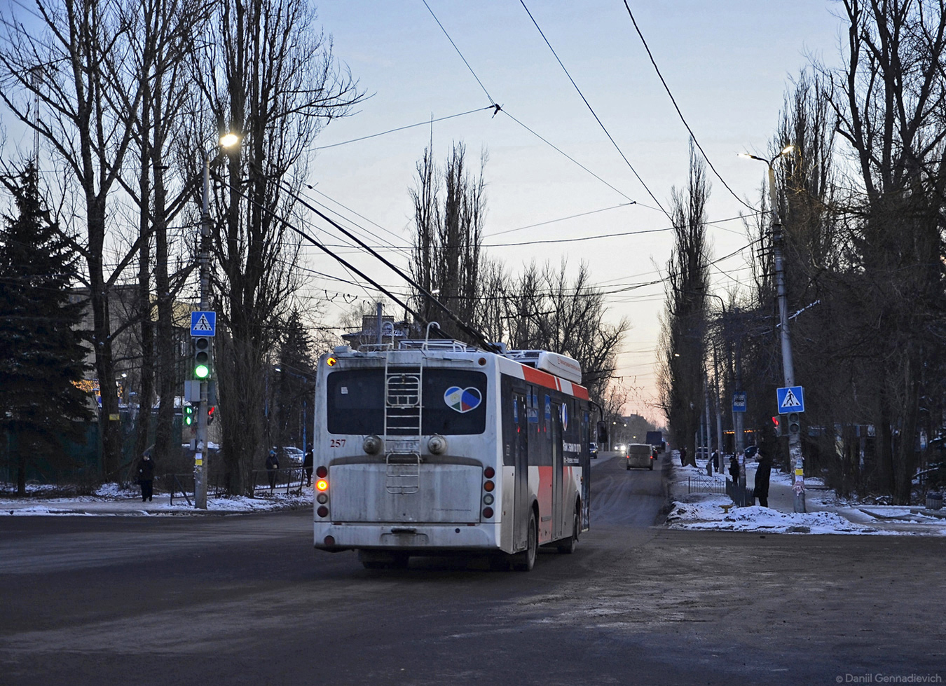 Макеевка, УТТЗ-6241-20 № 257