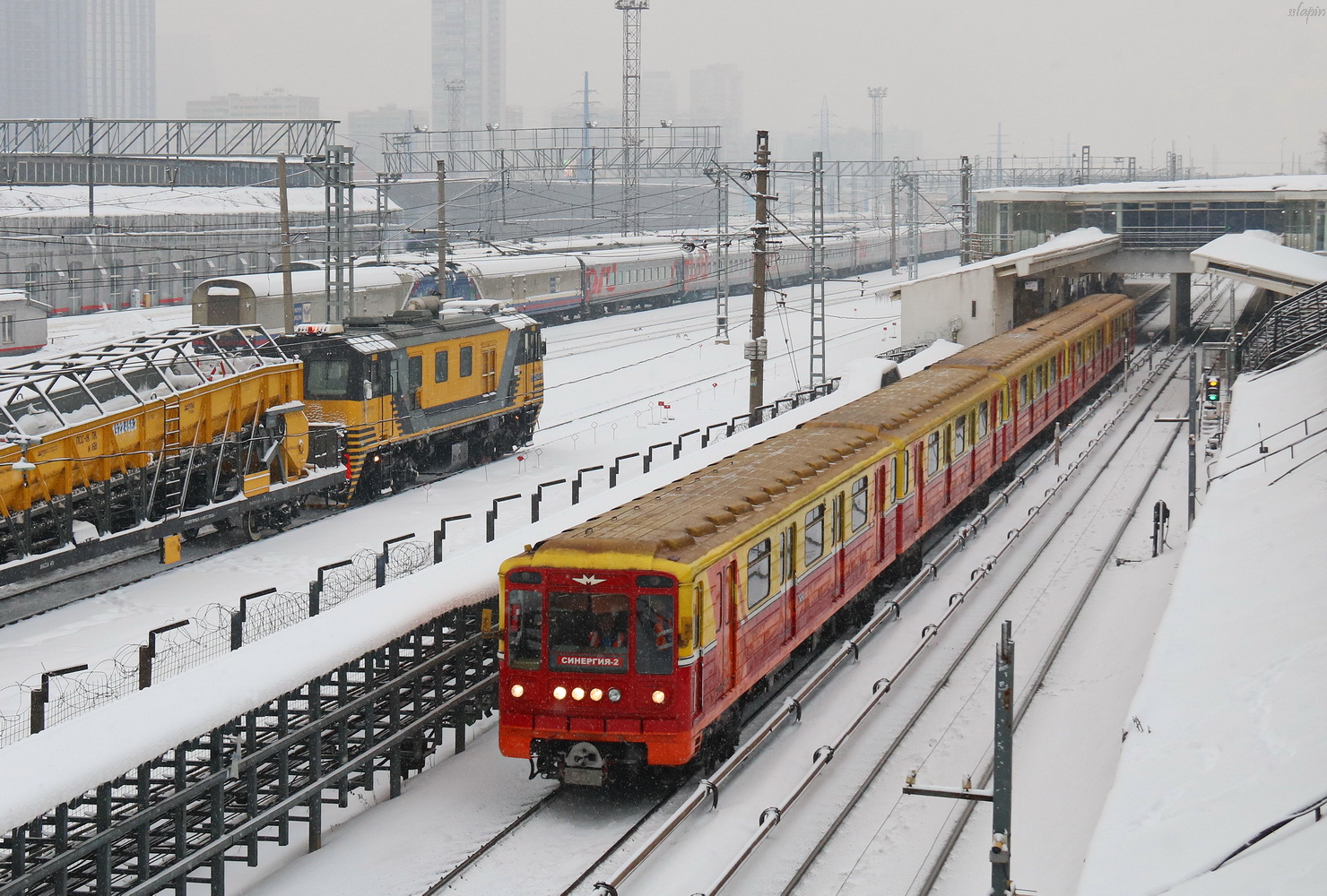 Москва, 81-717.5 (ММЗ/МВМ) № 0296