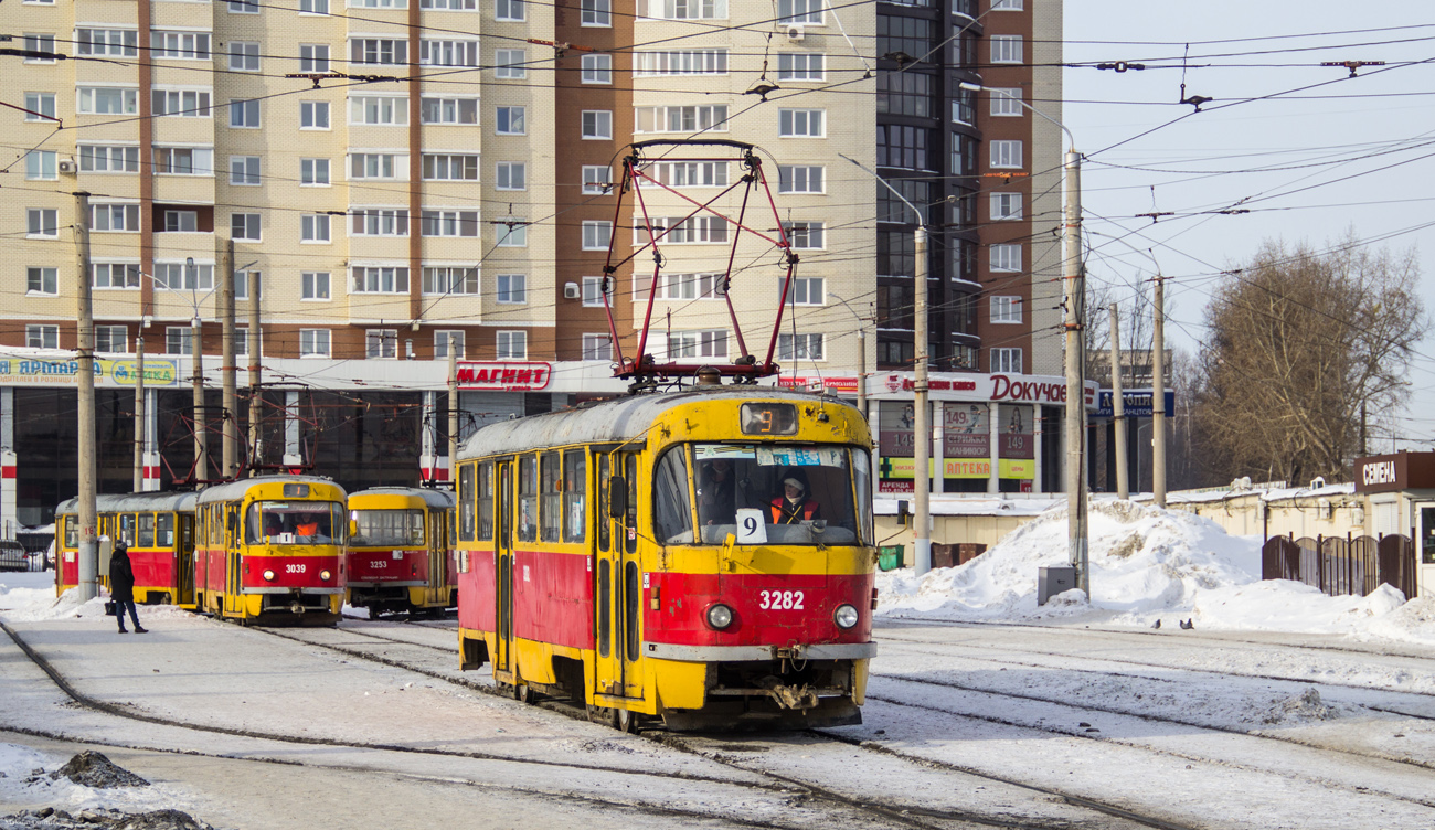 Barnaul, Tatra T3SU Nr. 3282