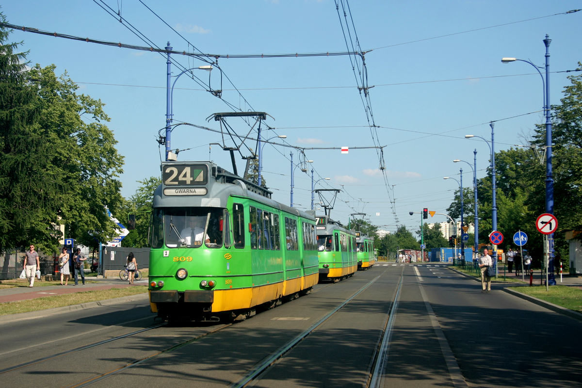 Познань, Beijnes 3G № 809; Познань — Final farewell to the Beynes (ex Amsterdam) trams (04/06/2011) Познань, Beijnes 3G № 809; Познань — Final farewell to the Beynes (ex Amsterdam) trams (04/06/2011)