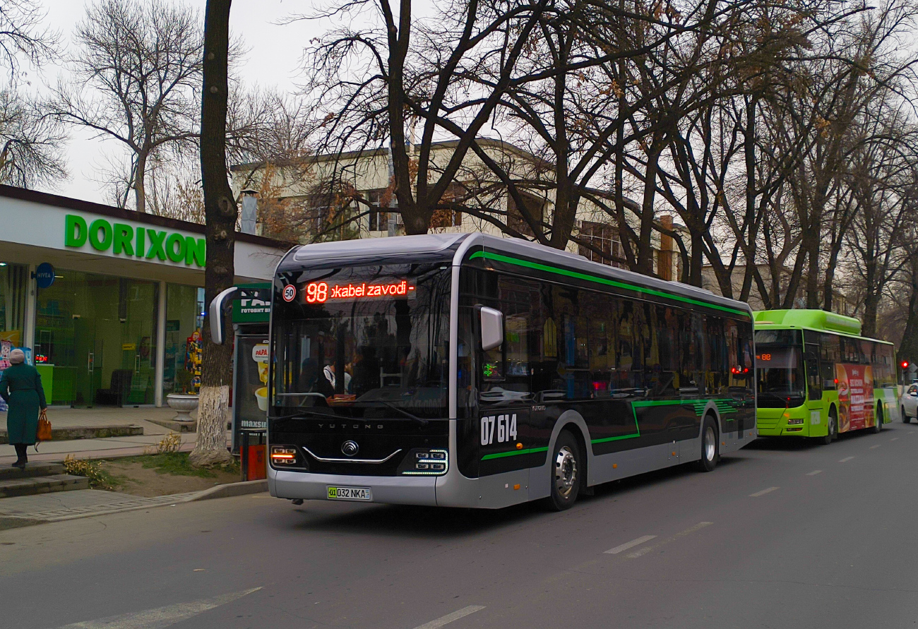 Ташкент, Yutong ZK6126BEVG № 07614