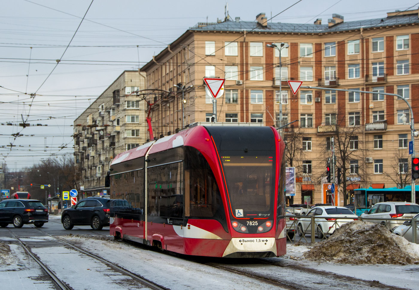 Санкт-Петербург, 71-923М «Богатырь-М» № 7825