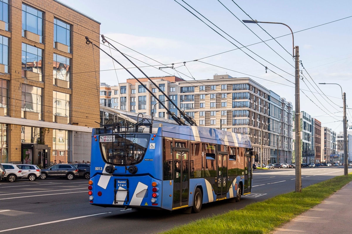 Pietari, VMZ-5298.01 “Avangard” # 5013