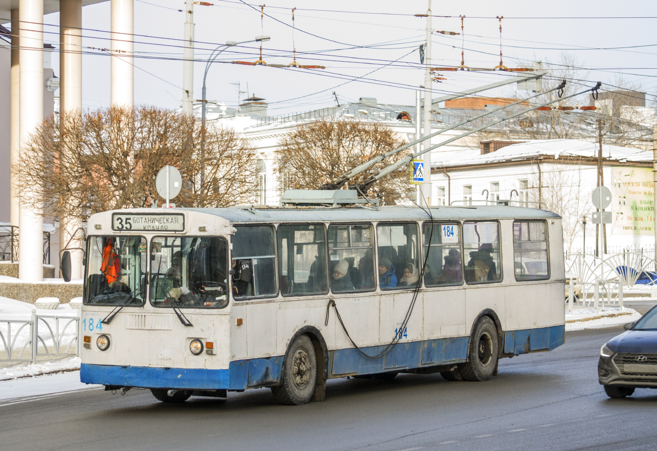 Екатеринбург, ЗиУ-682Г [Г00] № 184