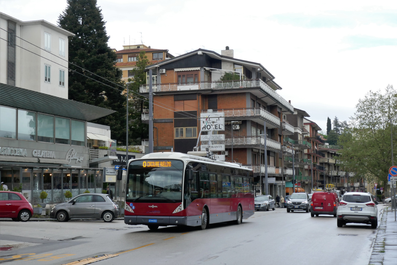 Avellino, Van Hool A330T č. 2