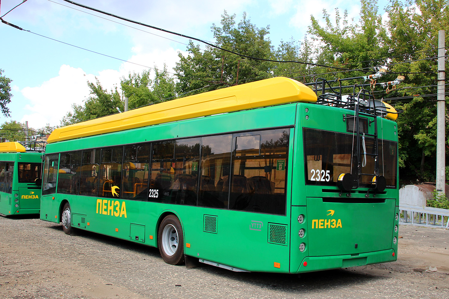 Пенза, УТТЗ-6241.01 «Горожанин» № 2325