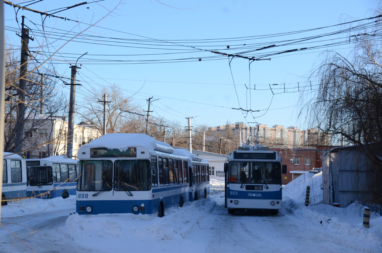 Samara, BTZ-5276-04 № 898; Samara, ZiU-682G-016.02 № 903; Samara — Trolleybus depot # 1