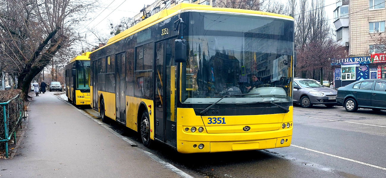 Kiova, Bogdan T70110 # 3351
