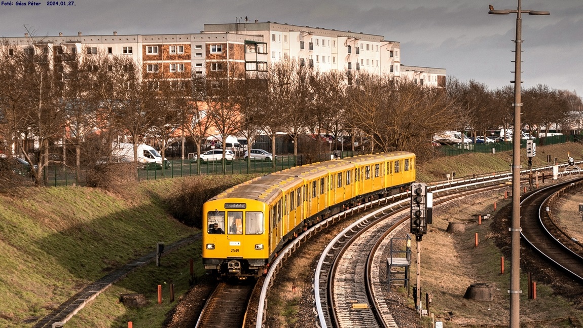 Берлин, BVG F74E № 2549