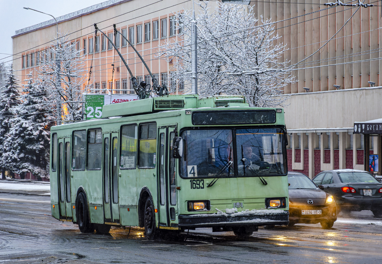 Гомель, БКМ 201А7 № 1693