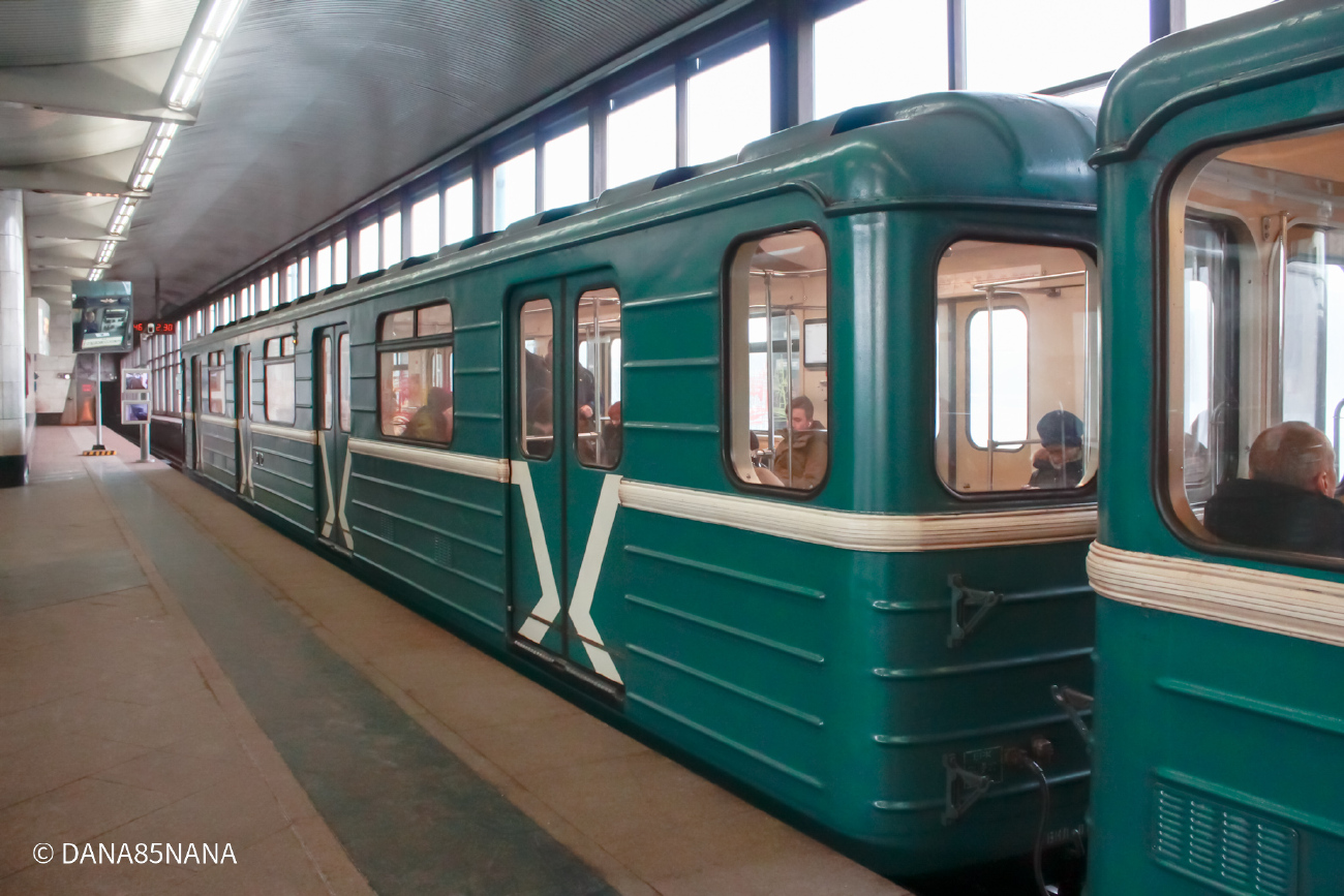 Москва, 81-717.5М (МВМ) № 2712