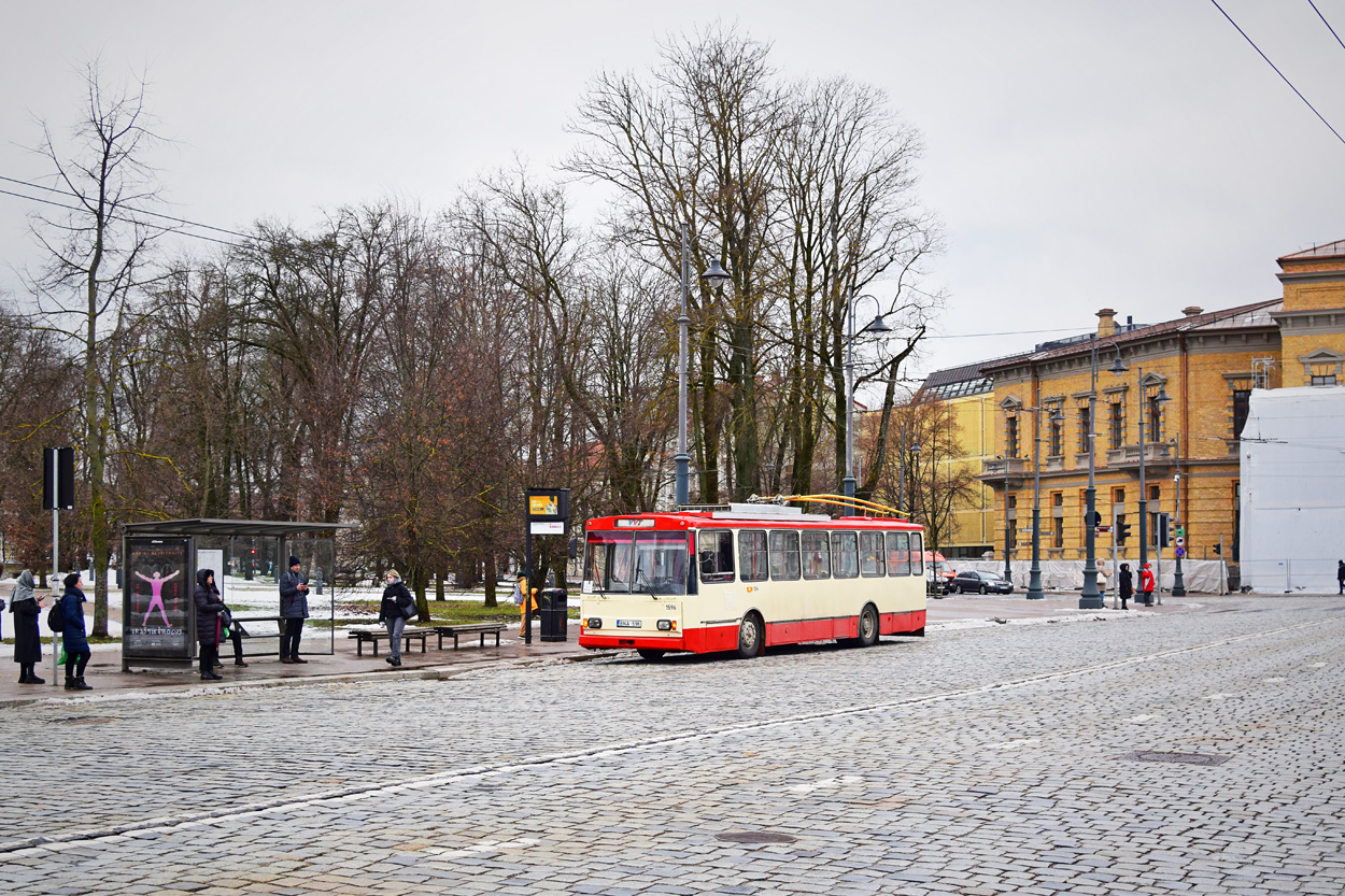 Вильнюс, Škoda 14Tr13/6 № 1596 Вильнюс, Škoda 14Tr13/6 № 1596