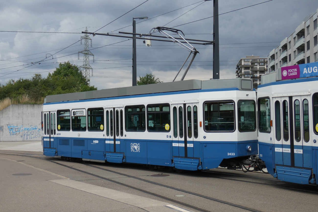 Zurich, SWP/SIG/ABB Be 2/4 "Tram 2000 Pony" N°. 2433