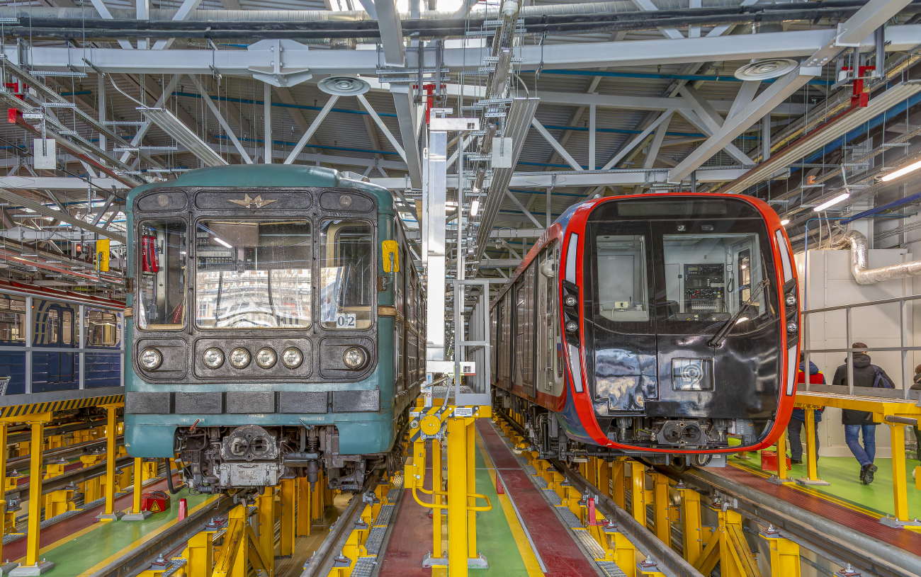 Москва, 81-717.5 (ЛВЗ/ВМ) № 10094; Москва, 81-775 «Москва-2020» № 75318