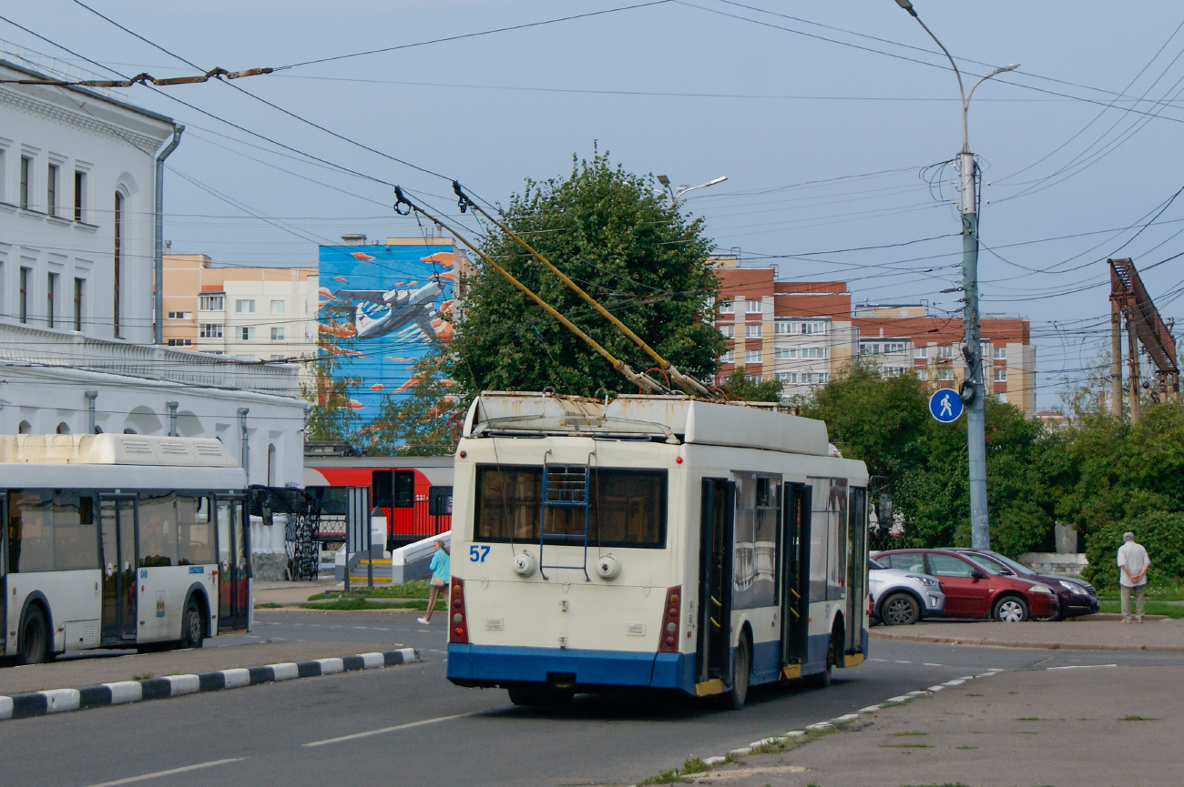 Великий Новгород, Тролза-5265.00 «Мегаполис» № 57