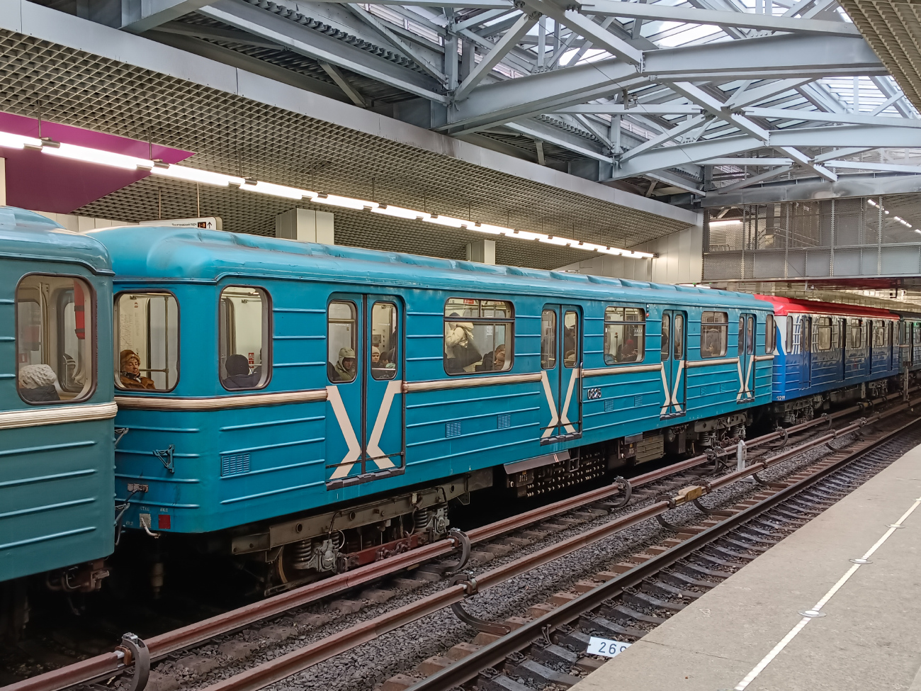 Москва, 81-714.5 (ММЗ/МВМ) № 0825