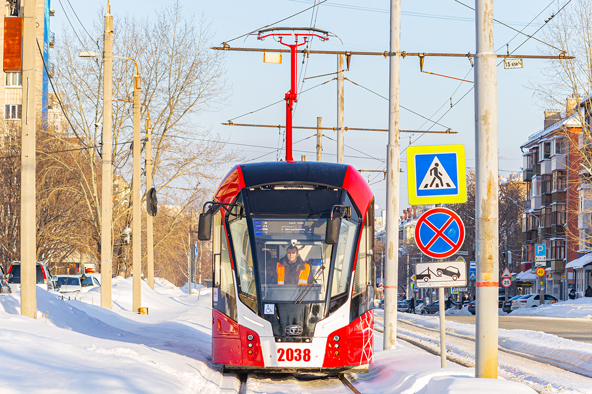 Пермь, 71-911ЕМ «Львёнок» № 2038