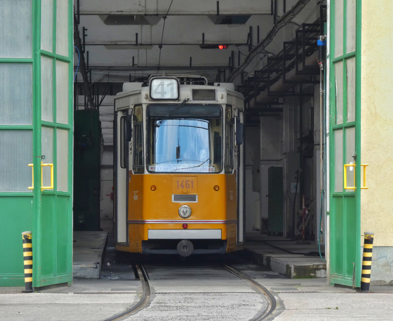 ბუდაპეშტი, Ganz CSMG2 № 1461; ბუდაპეშტი — Tram depots