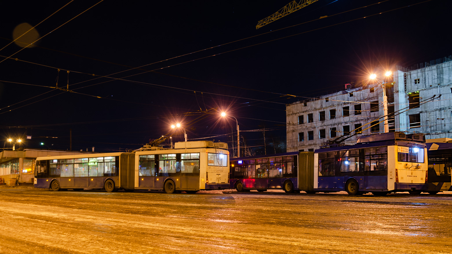 Pietari, Trolza-6206.01 “Megapolis” # 1137