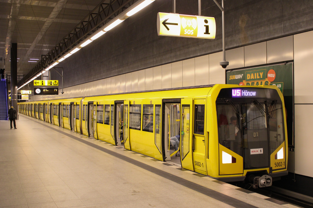 Berlin, BVG H95 № 5002-1
