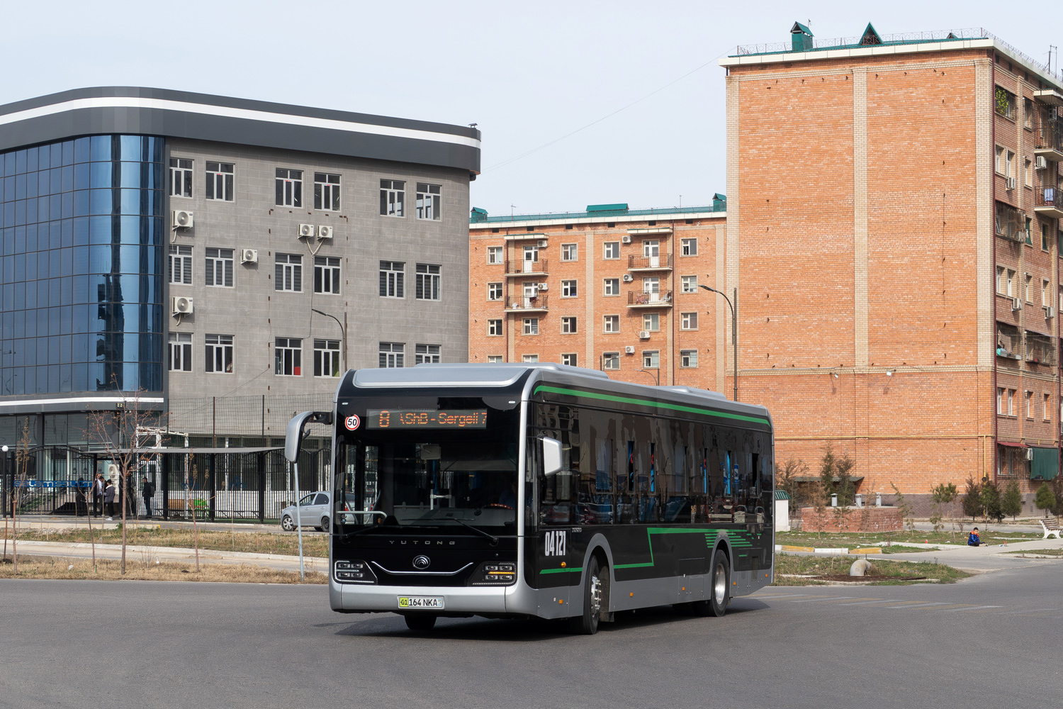 Ташкент, Yutong ZK6126BEVG № 04121