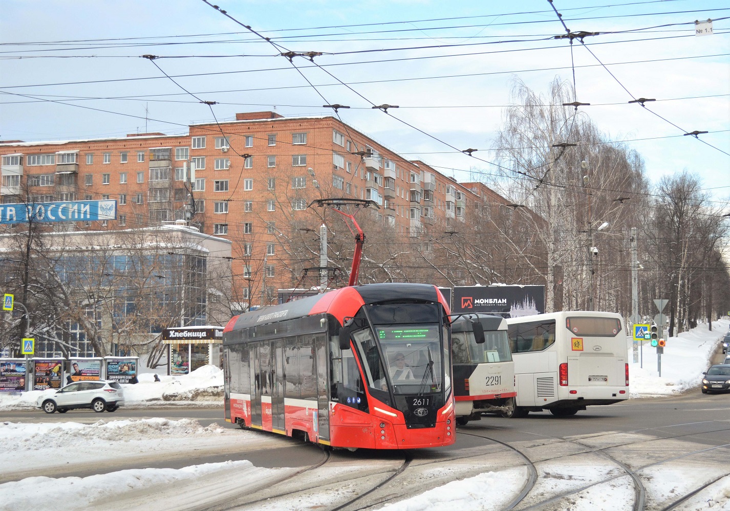 Ижевск, 71-911ЕМ «Львёнок» № 2611