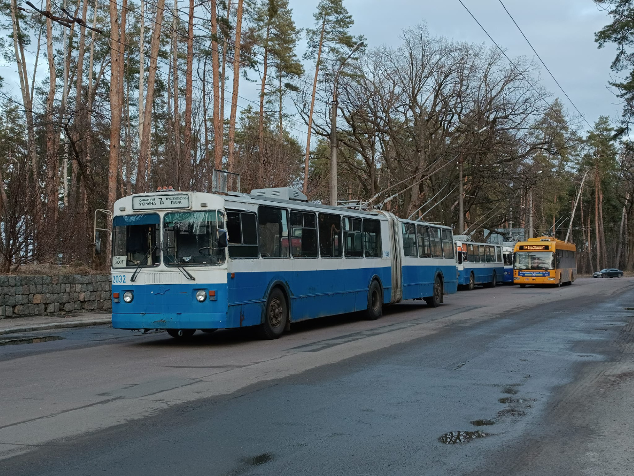 Черкассы, ЗиУ-6205 [620500] № 2032; Черкассы, БКМ 321 № 388