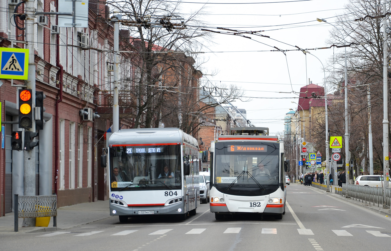 Krasnodar, Volgabus-5270.E0 Br. 804; Krasnodar, VMZ-5298.01 “Avangard” Br. 182