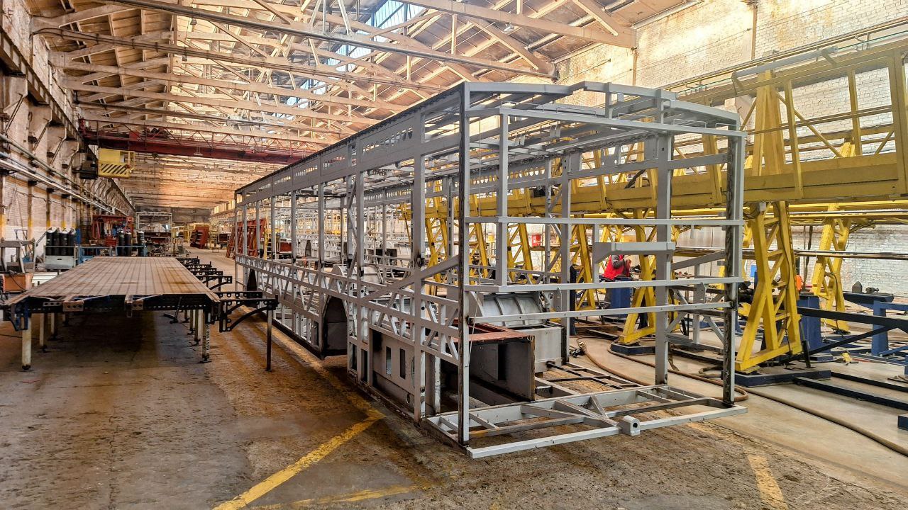 Балаково, ПКТС-6281.01 «Адмирал» № 309; Балаково — Разные фотографии; Энгельс — Троллейбусный завод Балаково, ПКТС-6281.01 «Адмирал» № 309; Балаково — Разные фотографии; Энгельс — Троллейбусный завод