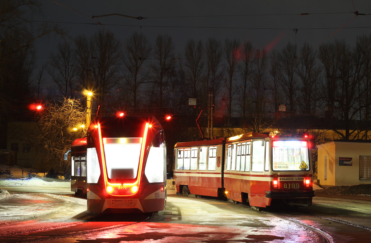 Санкт-Петербург, 71-931М «Витязь-М» № 8971; Санкт-Петербург, ЛВС-86М2 № 8199; Санкт-Петербург — Конечные станции и разворотные кольца