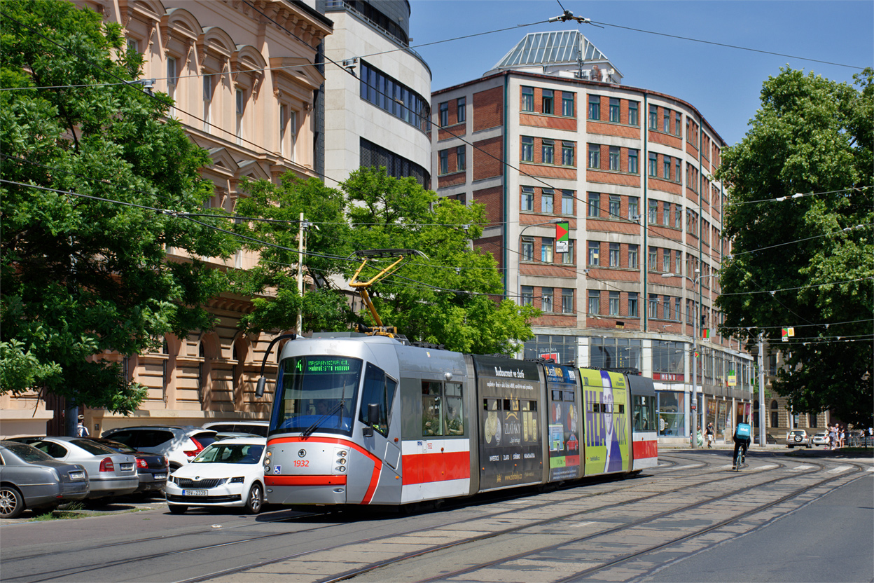 Брно, Škoda 13T Elektra № 1932