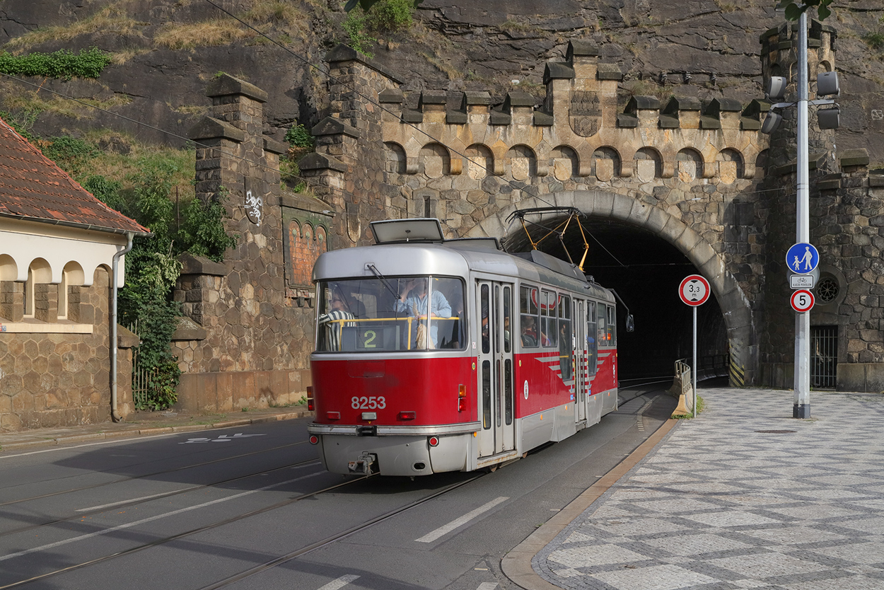 Прага, Tatra T3R.PLF № 8253