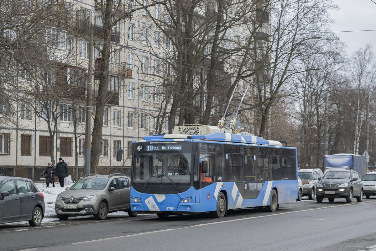 Saint-Petersburg, VMZ-5298.01 “Avangard” č. 5709